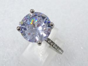 クリスタル　指輪(25号)